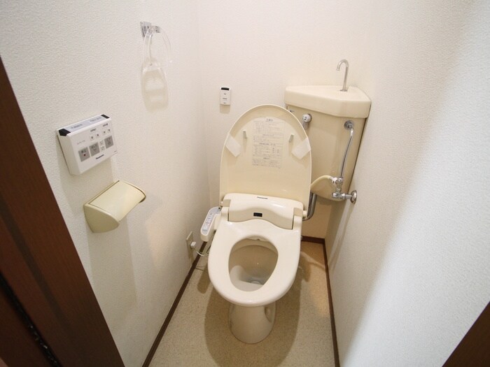 物件内観写真14　(トイレ)