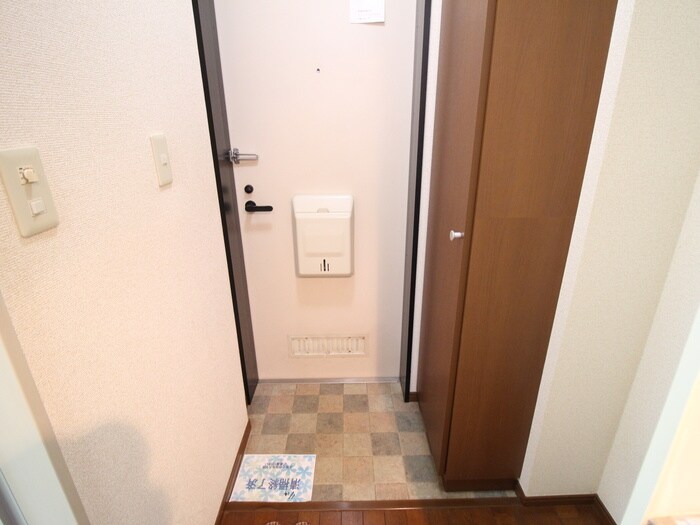 物件内観写真20　(玄関)