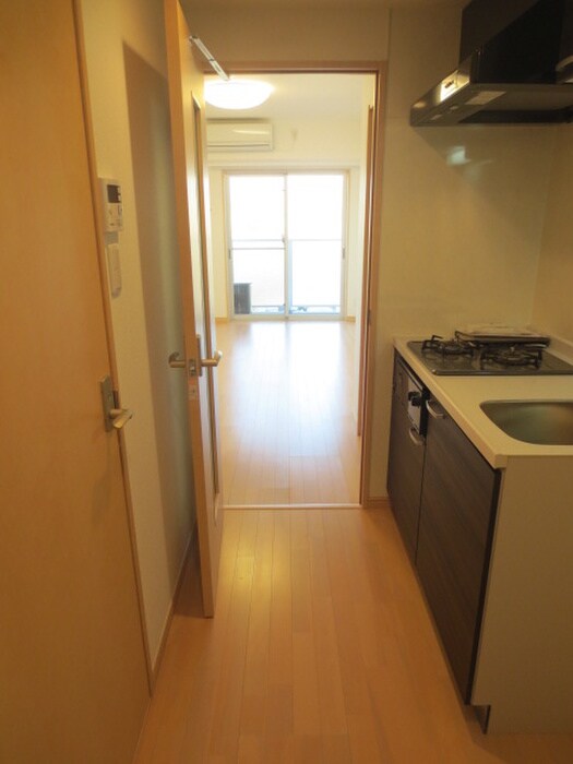 物件内観写真14　(廊下)