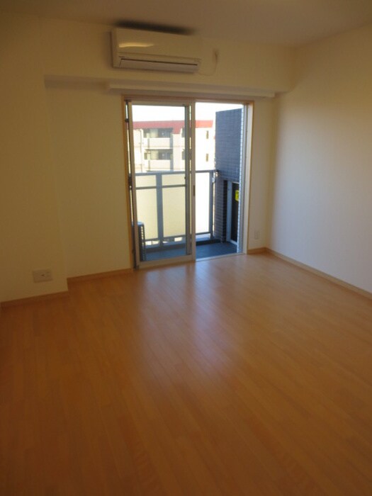 物件内観写真22　(居室)