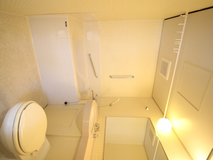 物件内観写真12　(バス／シャワールーム等)