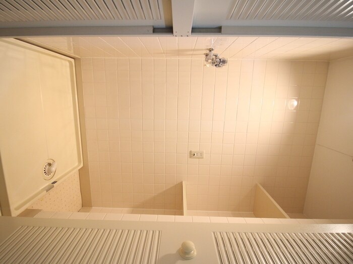 物件内観写真13　(洗濯機置場)