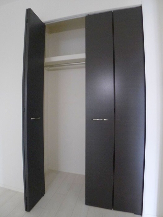 物件内観写真13　(収納)