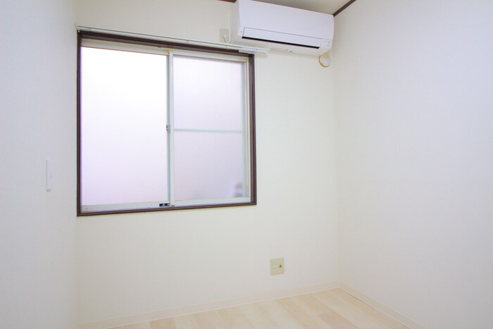 物件内観写真5　(居室)