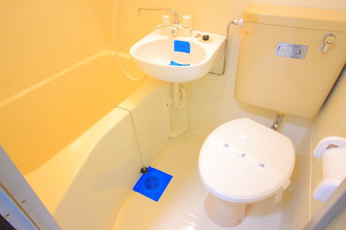 物件内観写真8　(トイレ)