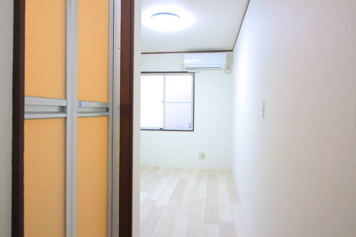 物件内観写真9　(廊下)