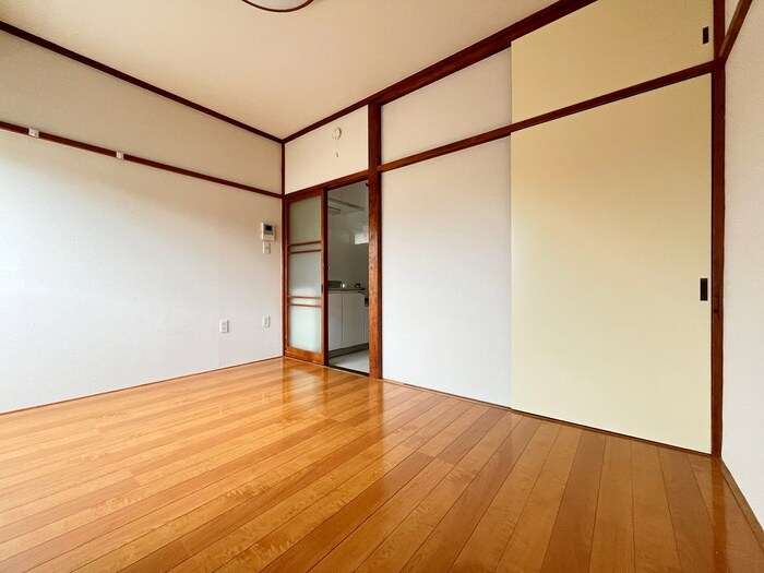 物件内観写真7　(居室)