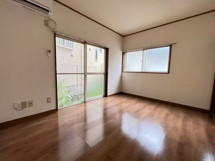 物件内観写真10　(居室)