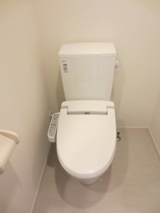 物件内観写真6　(トイレ)