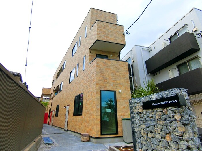 物件外観写真1　(外観写真)