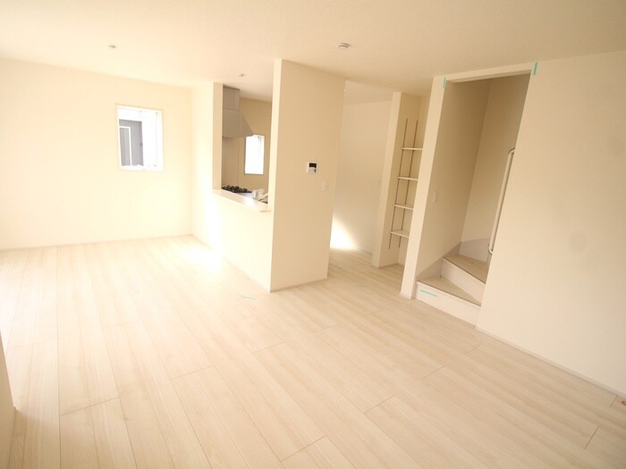 物件内観写真8　(居室)