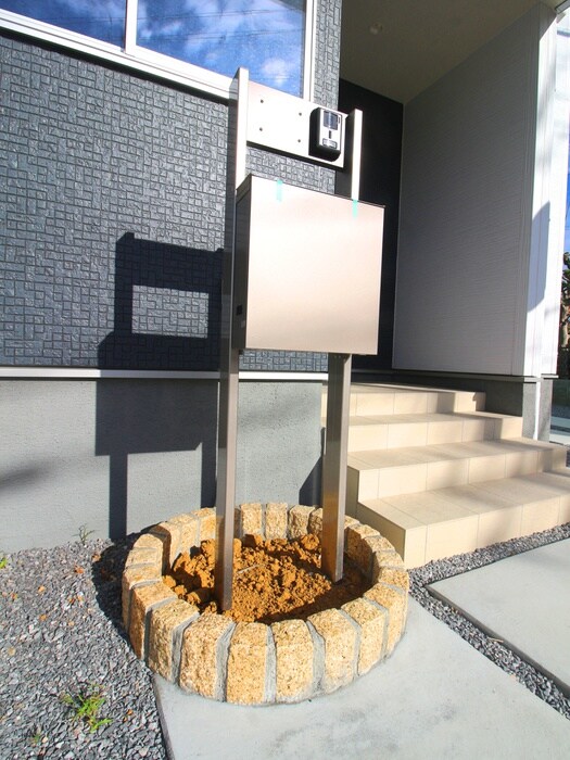 物件外観写真4　(建物設備)