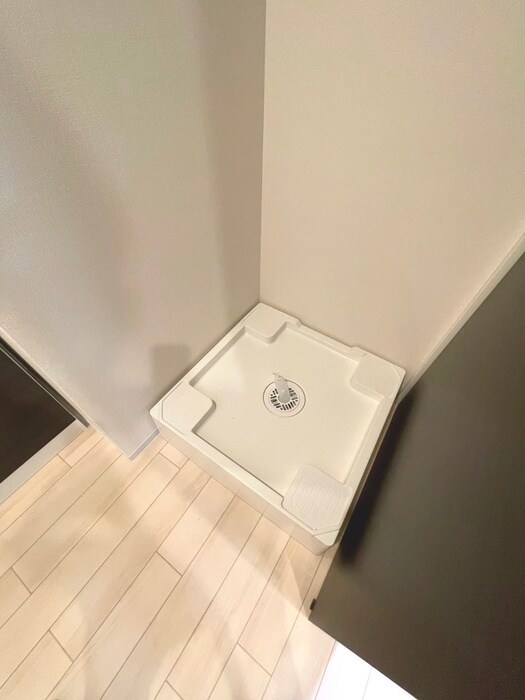 物件内観写真12　(洗濯機置場)