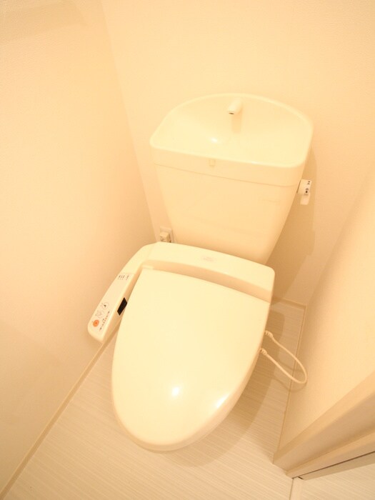 物件内観写真16　(トイレ)