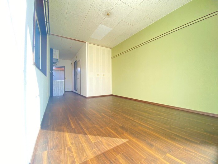 物件内観写真7　(居室)