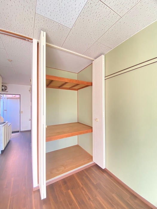 物件内観写真13　(収納)