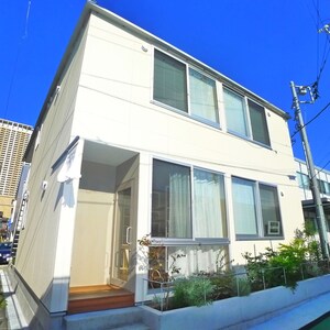 イチカワアパートメンツ+ｱﾄﾘｴ外観写真