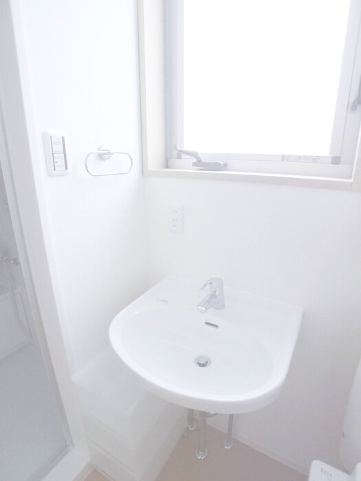 物件内観写真10　(洗面)