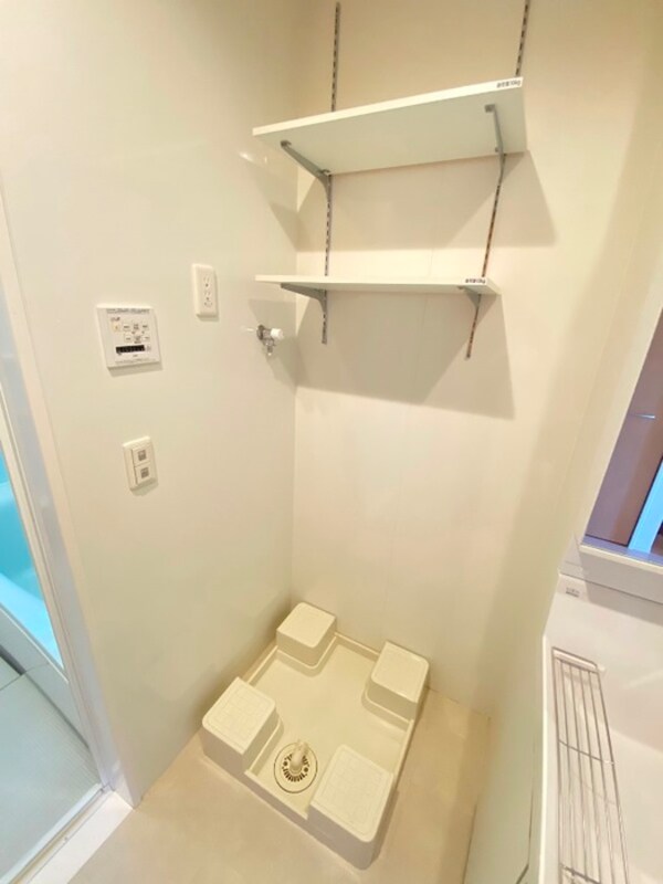 洗濯機置場