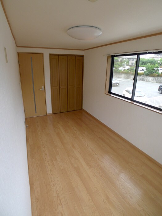 物件内観写真9　(居室)