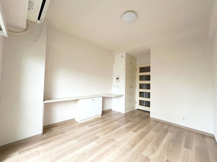 物件内観写真10　(居室)