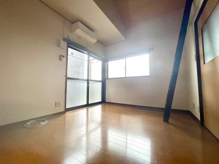 物件内観写真18　(居室)