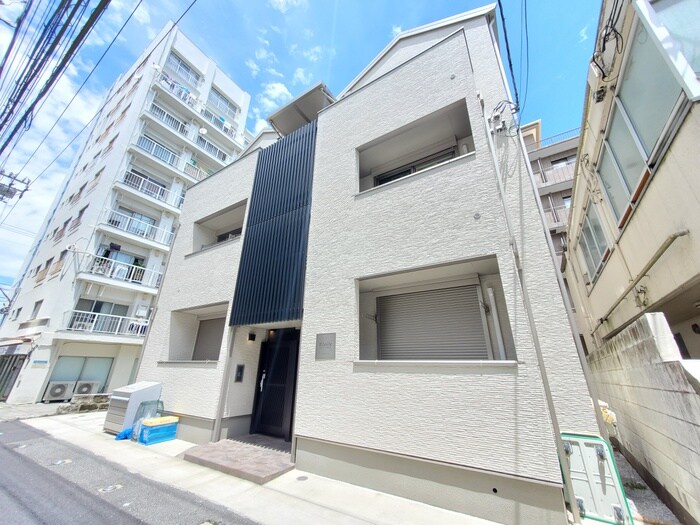 物件外観写真2　(外観写真)