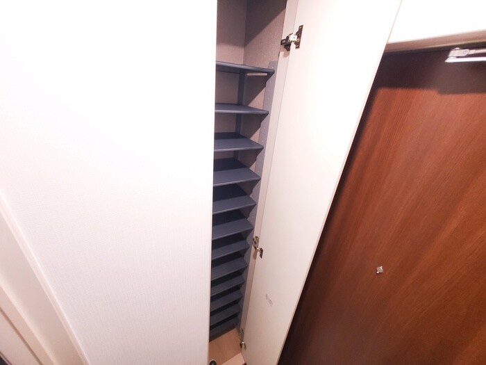 物件内観写真14　(靴箱)