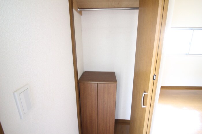 物件内観写真15　(収納)