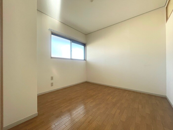 物件内観写真11　(居室)