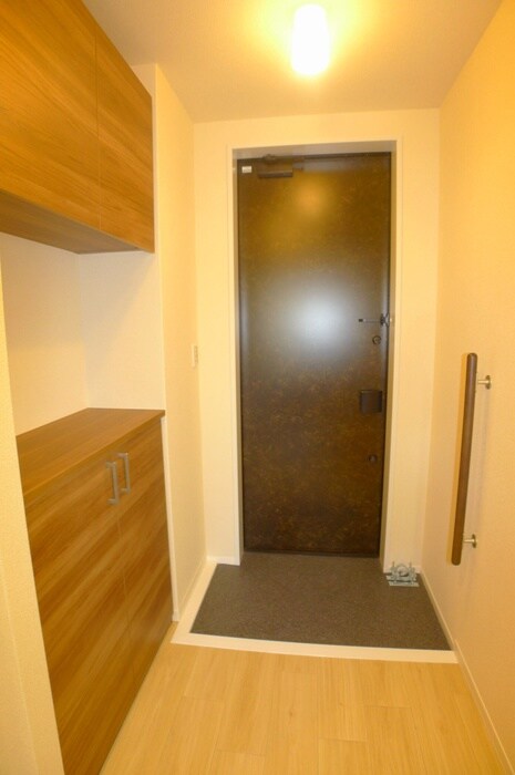 物件内観写真15　(靴箱)