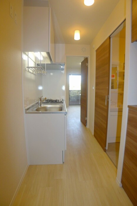 物件内観写真16　(玄関)