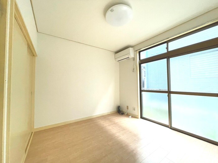 物件内観写真14　(居室)