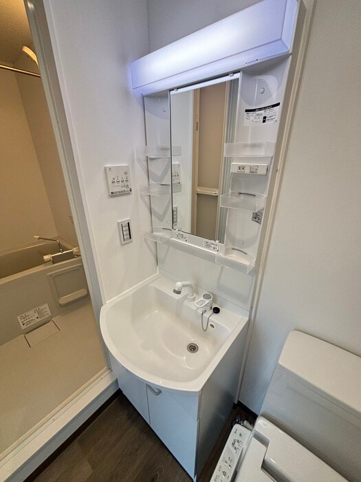 物件内観写真10　(洗面)