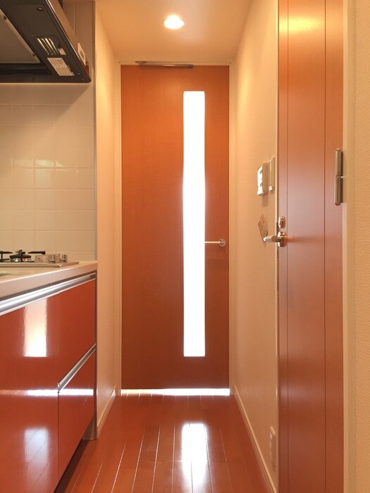 物件内観写真11　(廊下)