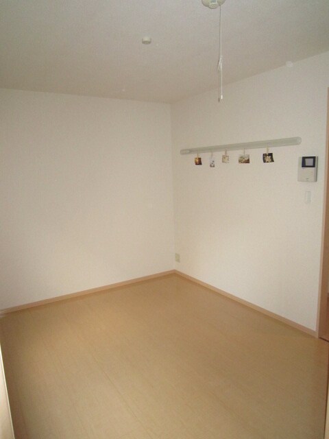 物件内観写真8　(内観写真)