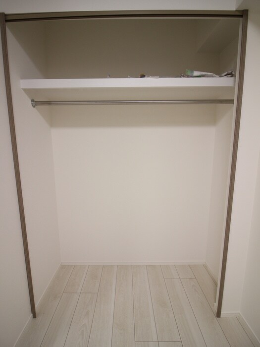 物件内観写真10　(収納)