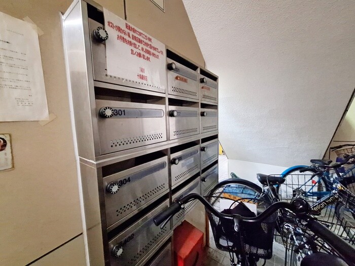 物件外観写真4　(建物設備)