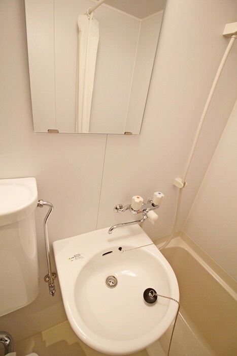 物件内観写真13　(洗面)