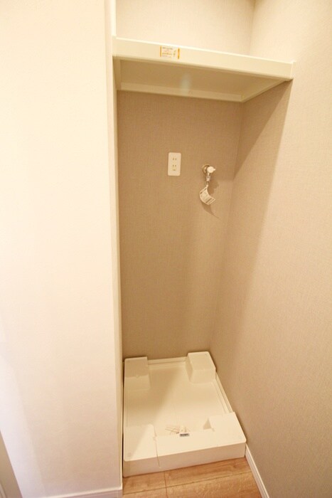 物件内観写真19　(洗濯機置場)