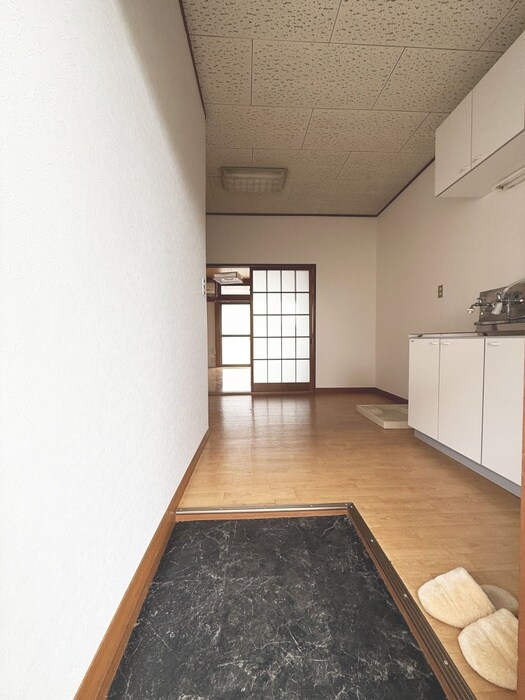 物件内観写真18　(玄関)