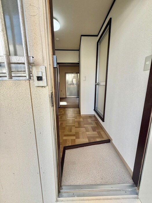 物件内観写真14　(廊下)