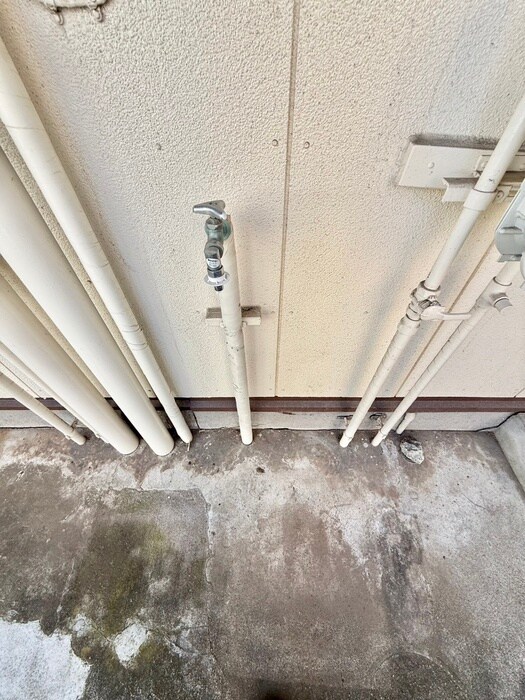 物件内観写真16　(洗濯機置場)