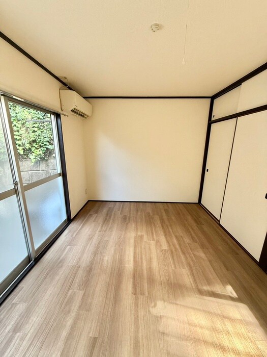 物件内観写真22　(居室)