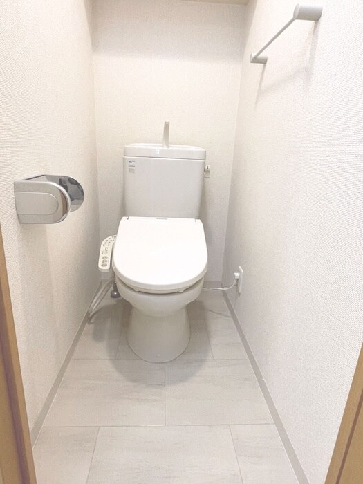 物件内観写真14　(トイレ)