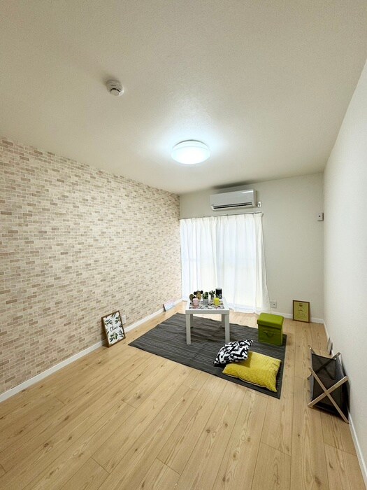 物件内観写真7　(居室)