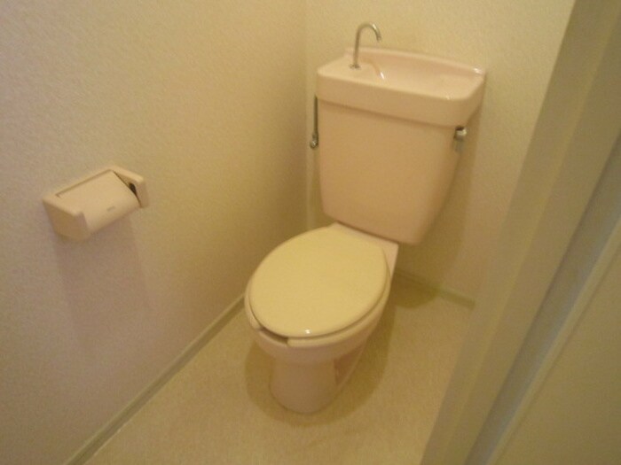 物件内観写真14　(トイレ)