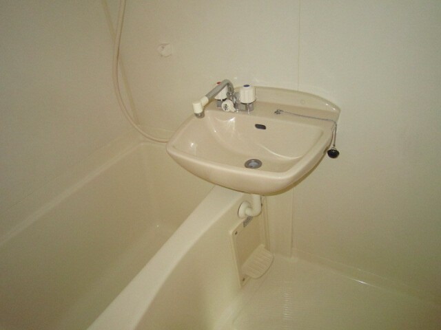 物件内観写真8　(バス／シャワールーム等)
