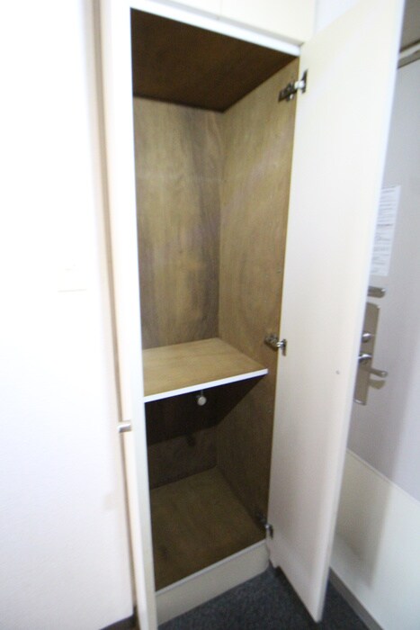 物件内観写真12　(収納)