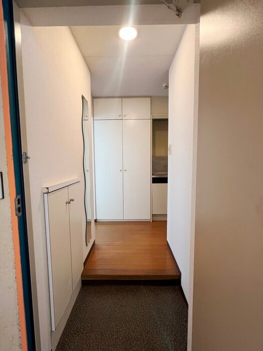 物件内観写真15　(玄関)